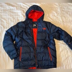 The North Face Aconcagua Hooded Jacket with 550 fill